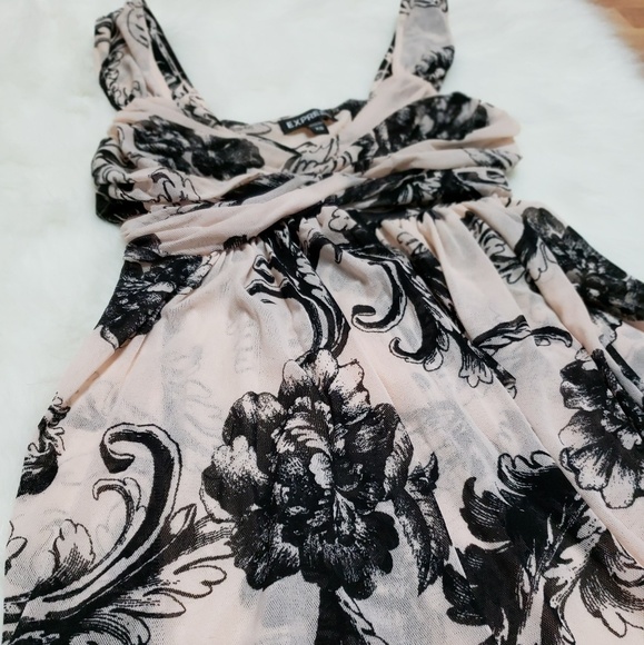 Express Top - Picture 2 of 3